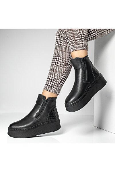 Modlet.ro Γυναικείες μαύρες πλατφόρμες μπότες με φερμουάρ από Δερμάτινο MOD14102