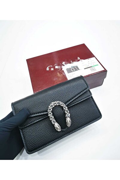 bag Elegant, high-quality women's shoulder bag with all accessories