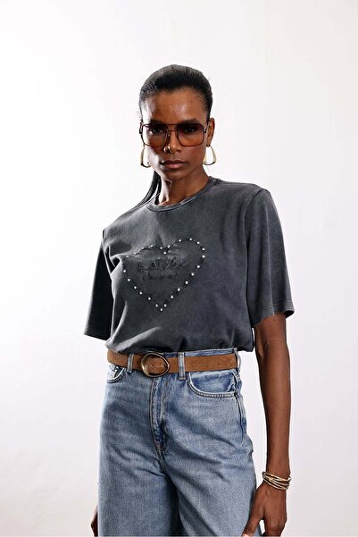 5in1Canpolat Antrasit Kalp Nakışlı Tişört 18112