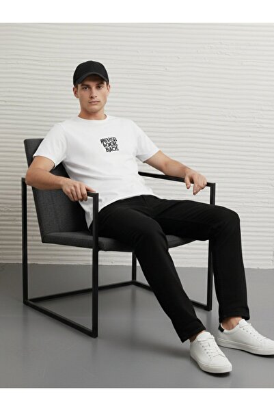 Ltb Minimal Štampano opuštena bela majica