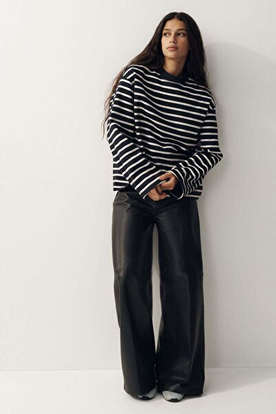 H&M Oversized sweatshirt