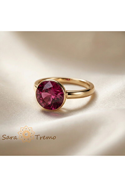 SaraTremo Ruby Queen Ring – 14K Gold Plated Ring with Red Zirconia