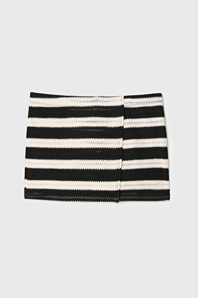 Mudo شورت قصير محبوك مخطط