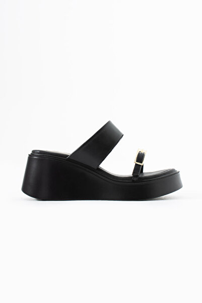 Gökçe Shoes Grande Siyah Kemer Detay Yüksek Taban Kadın Terlik