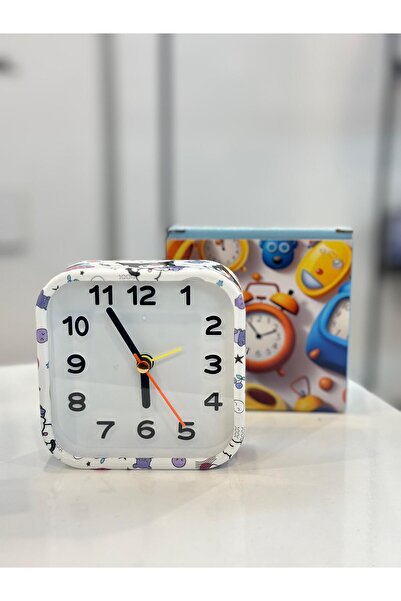 Liya's Gift Kuromi Masa Üstü Çalar Saat Beyaz