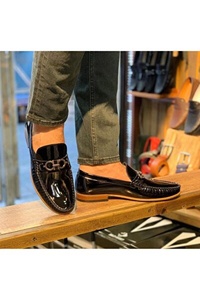 Parlak Hakiki Deri Tokalı Rugan Corcik Ayakkabı