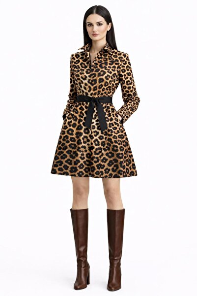 UNTIMELY Mobile Belt with Detailed Design & Leopard Printed Mini Pieces Shirt...