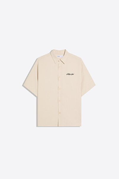 Bershka Kısa kollu nakışlı gömlek
