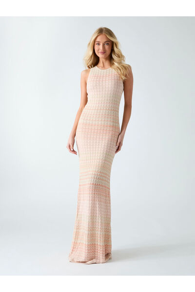 Guess فستان روزالين الطويل ذو اللون الأبيض