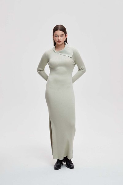 mica Plain long-sleeve long dress with side slit