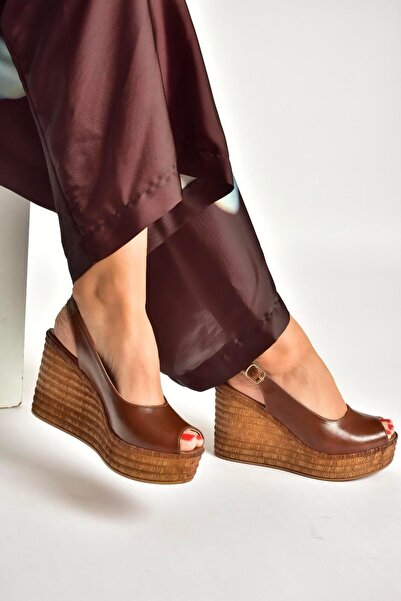 Fox Shoes Y996553560 Tan Rustic Wedge Heel Pack Women's Shoes