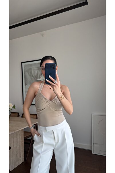 sinemkivanc co BOYUNDAN GEÇMELİ BÜZGÜLÜ BODYSUİT