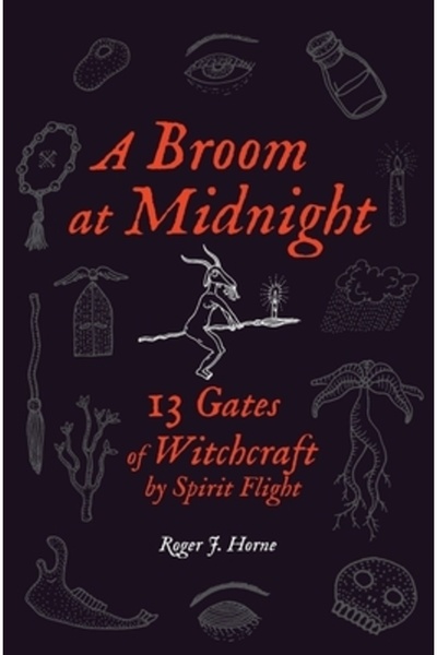 Bookbaby O mătură la miezul nopții: 13 porți ale vrăjitoriei de Spirit Flight