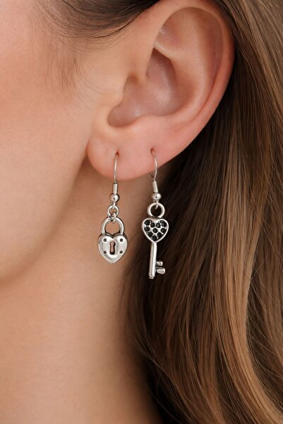 sleyshop Key Heart Earrings