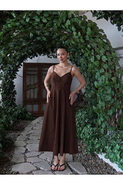 thelowely Flower Poplin Dress