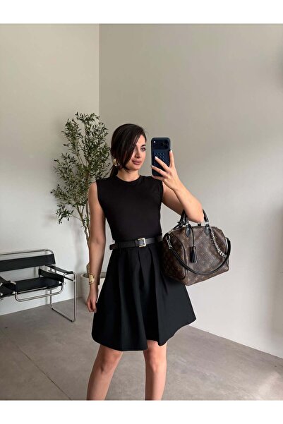 Bade Butik Rochie neagră cu umeri întăriți Zero Sleeve, pachet de curea