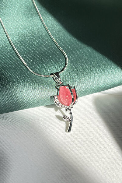 Berilya Aksesuar Steel Necklace with Tulip Figure