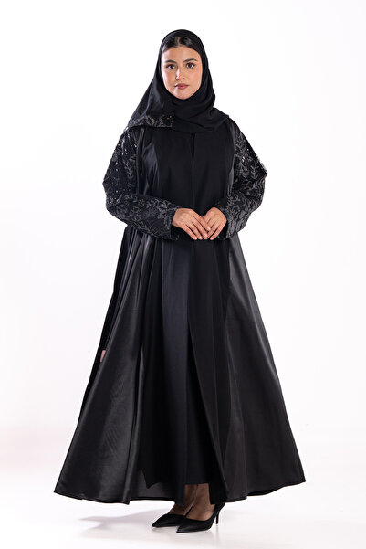 Hasnaa Abaya Nargis abaya in black
