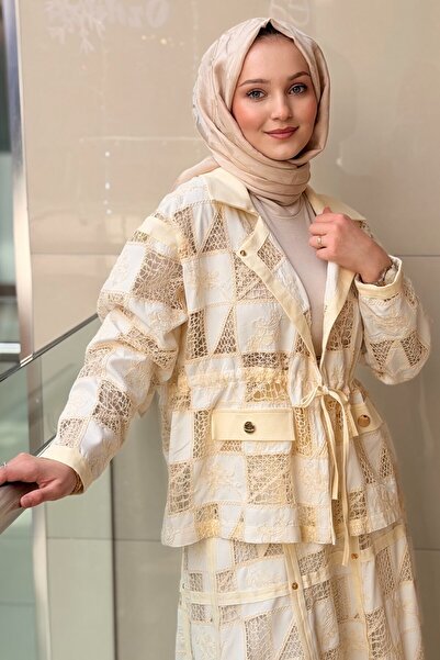 Ceremony Çiçek Nakışlı Çıtçıt Detaylı Belden Bağlamalı Ceket