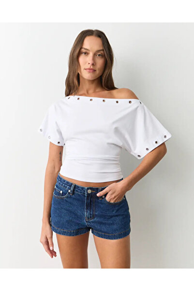 dgs look Women's Aimetric Collar Studded Bat Sleeve Fitted Basic T-Shirt