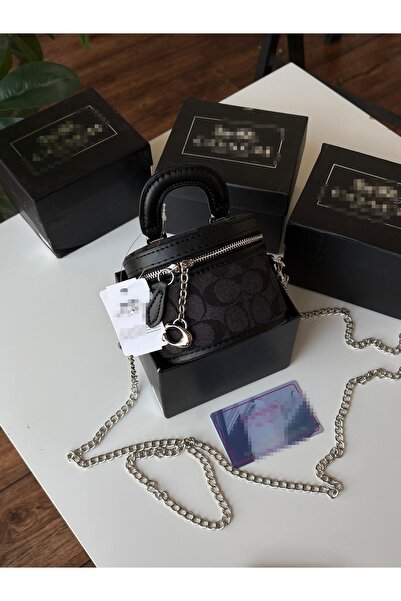 Generic Handbag and shoulder bag, high quality material, with accessories