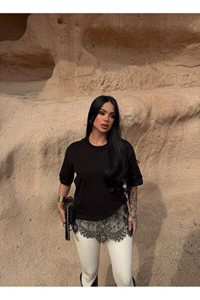 kırmızı butiks Μαύρο Βασικό Μπλουζάκι με Διακοσμητικές Δαντέλες στη Φούστα