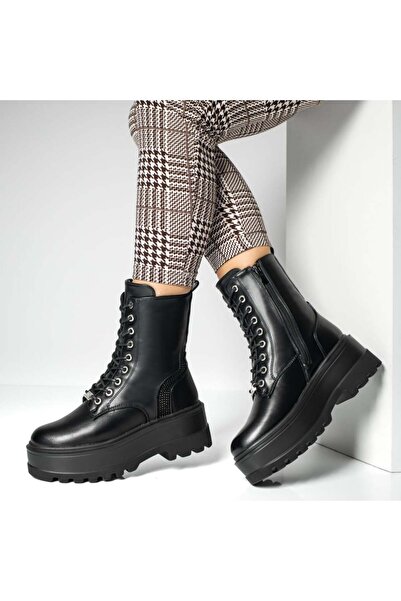 Modlet.ro Γυναικείες μαύρες μπότες με κορδόνια και χοντρή σόλα MOD14142
