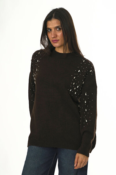 ABBRA سترة نسائية برقبة دائرية مرصّع بالأحجار كازاك من وودز أون ذا شولدرز