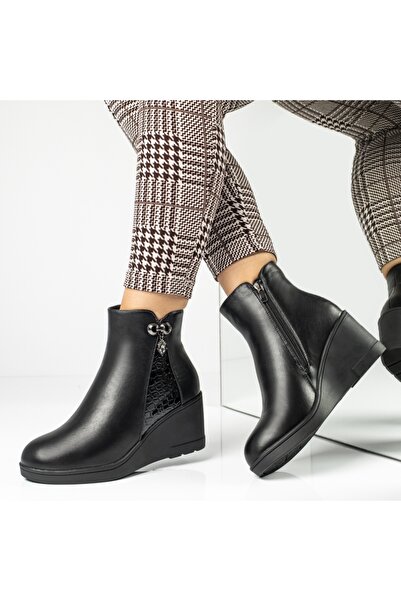 Modlet.ro Γυναικείες μαύρες πλατφόρμες μπότες με φερμουάρ MOD14144
