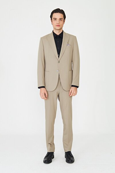 White Stone بدلة أنيقة باللون البيج بتصميم عصري مع منقوش بطانات داخلية مفصلة