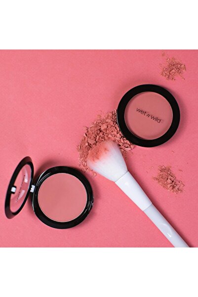 WET N WİLD أحمر خدود كولور أيكون، إشراقة طبيعية ومزيج متجانس - لون النبيذ الهادئ