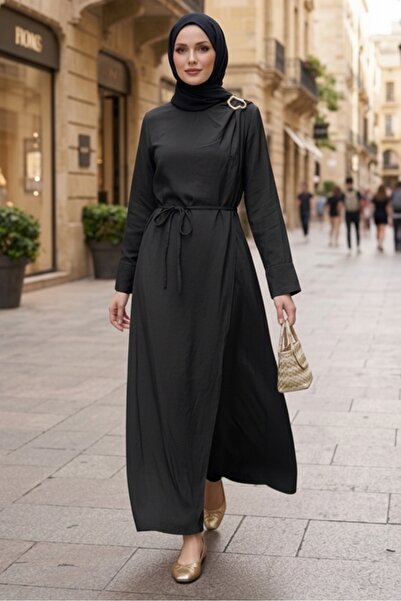 Bestenur Sueda Sa kopčom Hidžab haljina 1699 - Crna