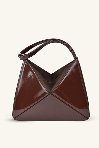 birizmoda Formă triunghiulară din piele lăcuită El și geantă de umăr - Maro