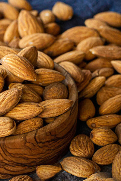 ÜRETEN ANNELER ÇİĞ BADEM 500 GR ( AFLATOKSİN-AĞIR METAL ANALİZLİ )