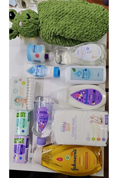 Johnson's Bebek Bakım Seti 12 parça Uyku Arkadaşı Hediye