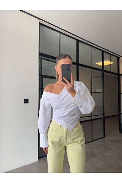 BB Bensu Buyruk Open Shoulder Draped Design Shirt White