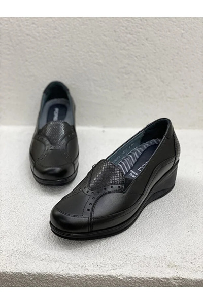 Forelli Kadın Yazlık Kemik Çıkıntısına özel %100 Hakiki Deri Topuk Destekli H...