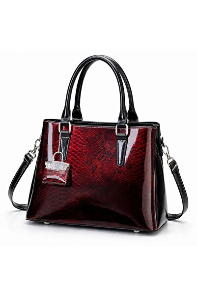 Gold Vitray shoulder and handbag bag made of shiny artificial Leather