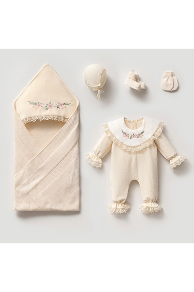 Momercy Flower Love Çiçek Nakışlı Kız Bebek Hastane Çıkışı Beşli Set