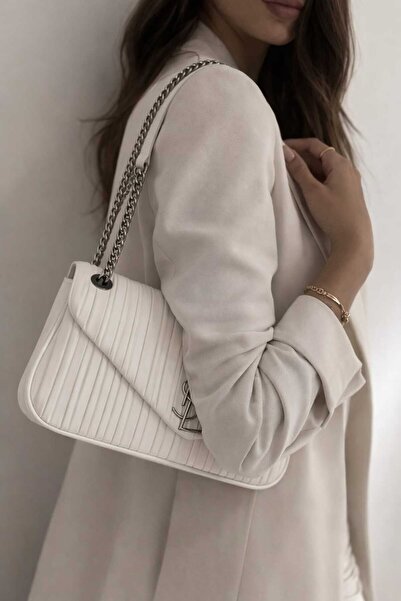 Gerenic A Shoulder Bag with a distinctive design and high quality, complete w...