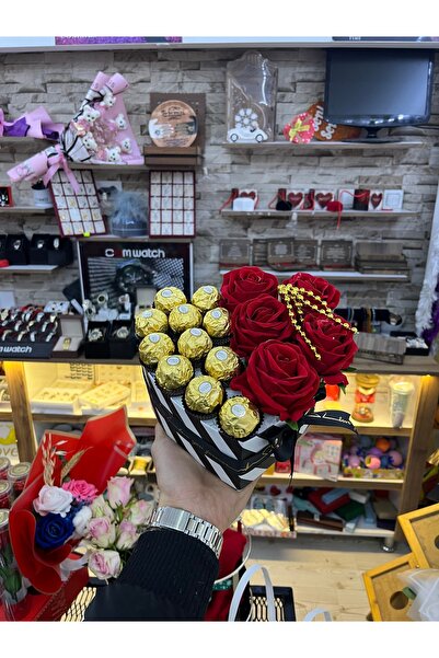 UMAY FLOWERS Ferrero Çikolatalı Kırmızı Gül Buketi – Özel Tasarım Hediye Aran...