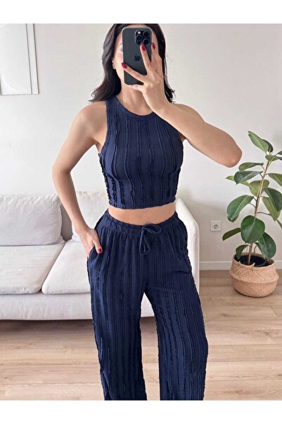 EVOA Women's Navy Blue Reverse Stitching Halter Neck Cropped Set