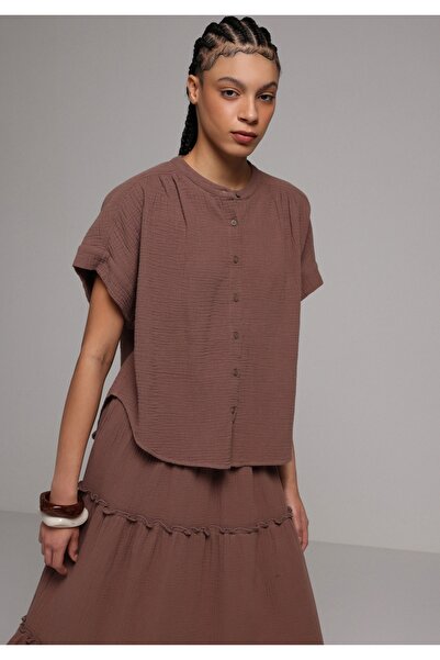 Colin's Fashion Fit Round Neck Plain Women's Brown Short Sleeve Shirt