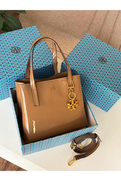 GGGG Bags with their accessories