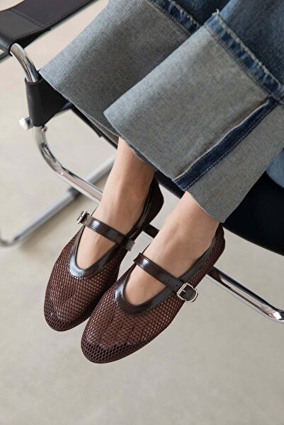 STRASWANS Carol Women's Mesh Detail Lace Ballet Flats Brown