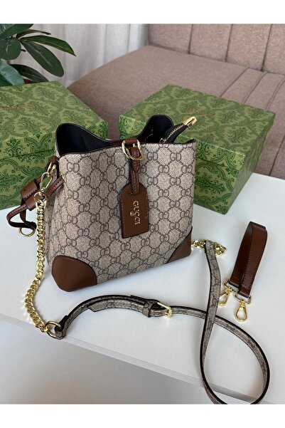 GGGG Bags with their accessories