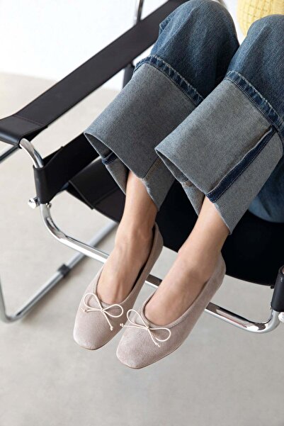 STRASWANS Galo Women's Bow Detail Suede Ballet Flats Beige