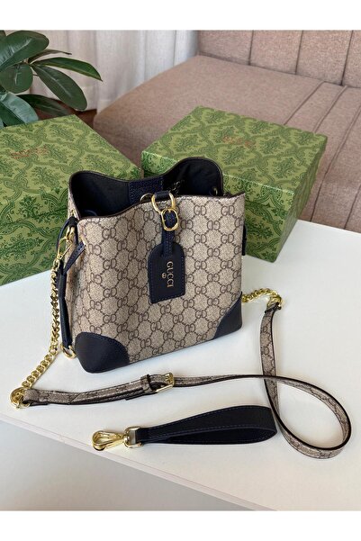 GGGG Bags with their accessories