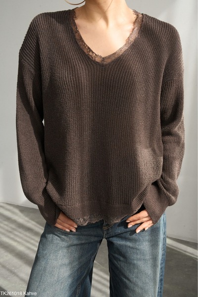 Lupies Women's Brown Lace Detailed V-Neck Knitwear Sweater