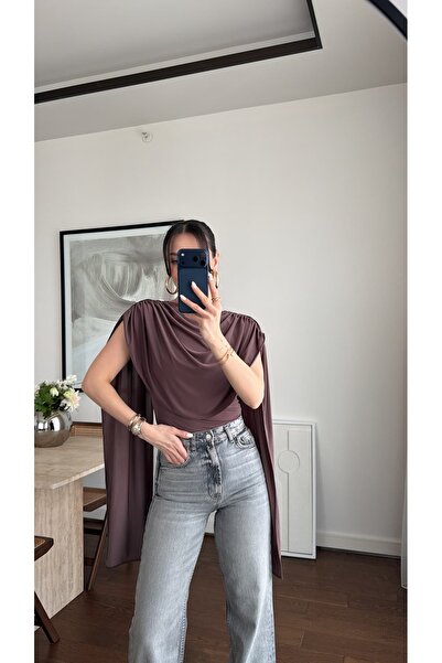 sinemkivanc co ΜΠΛΟΥΖΑ ΟΛΟΣΩΜΟ ΚΟΡΜΙΛΙΟ ΜΕ ΛΕΠΤΟΜΕΡΕΙΑ ΣΤΟ ΛΑΙΜΟ